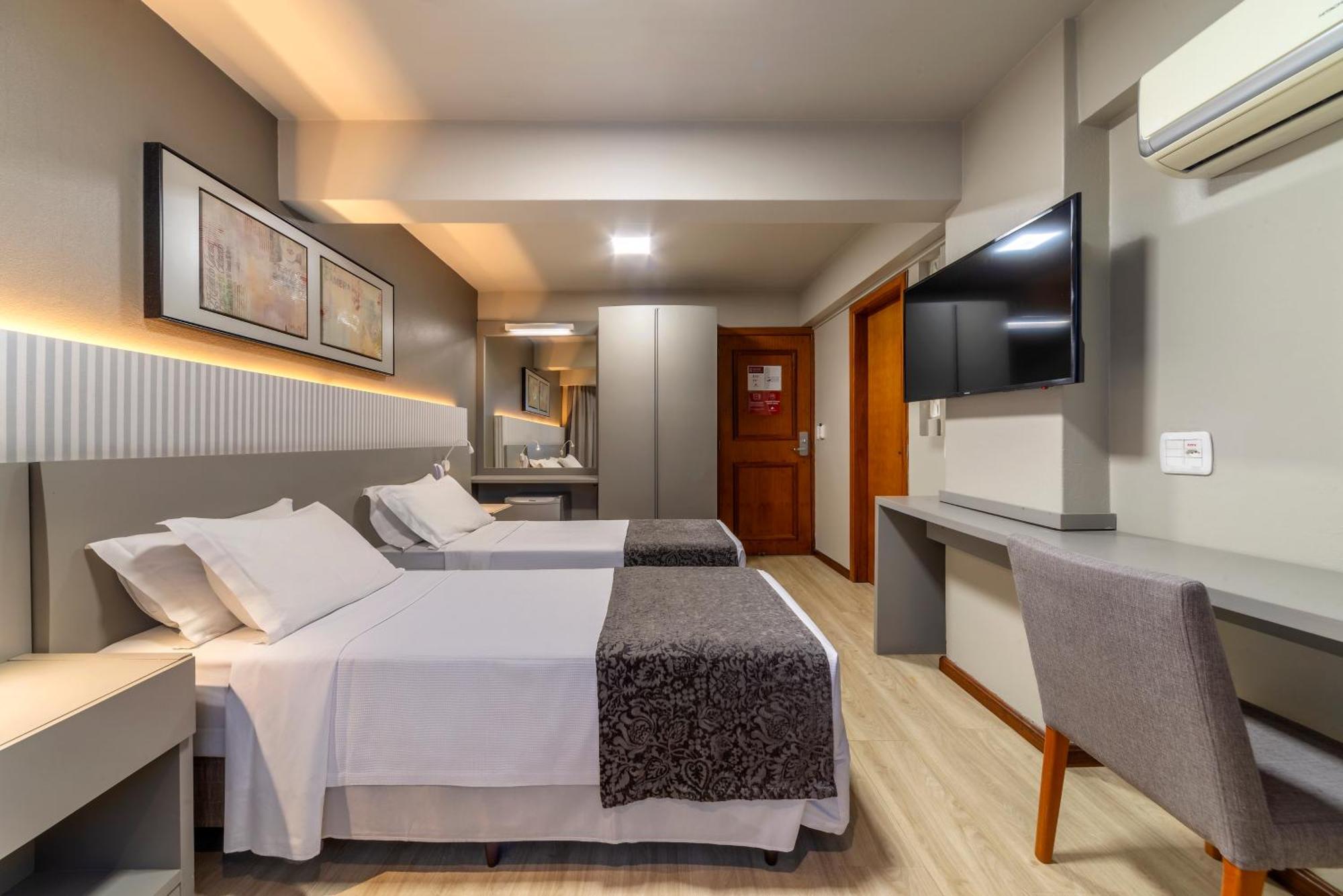 Hotel Laghetto Siena กรามาโด ภายนอก รูปภาพ